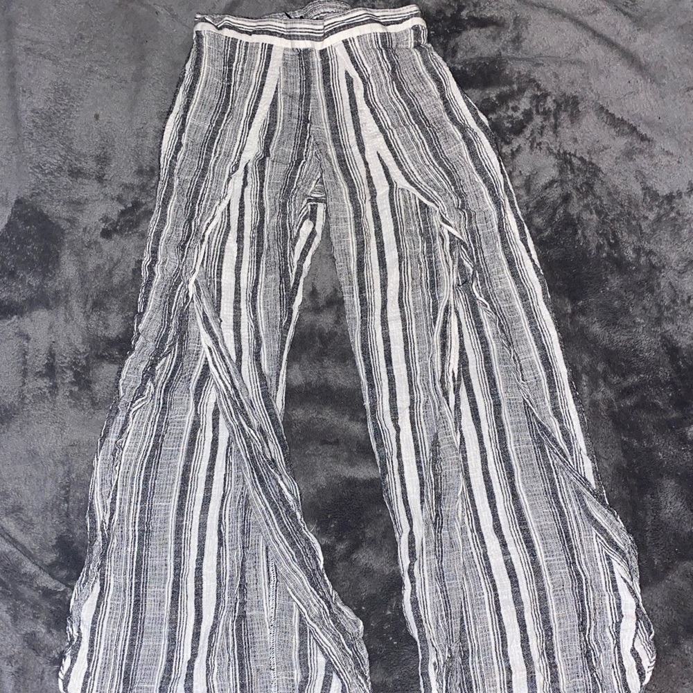 Flowey blue and white striped open leg pants